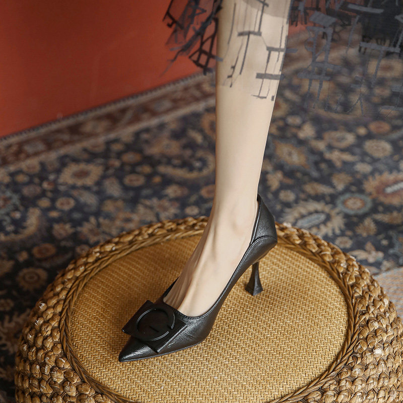 真皮尖头高跟鞋女2025年秋季新款黑色细跟工作单鞋女3公分低跟鞋