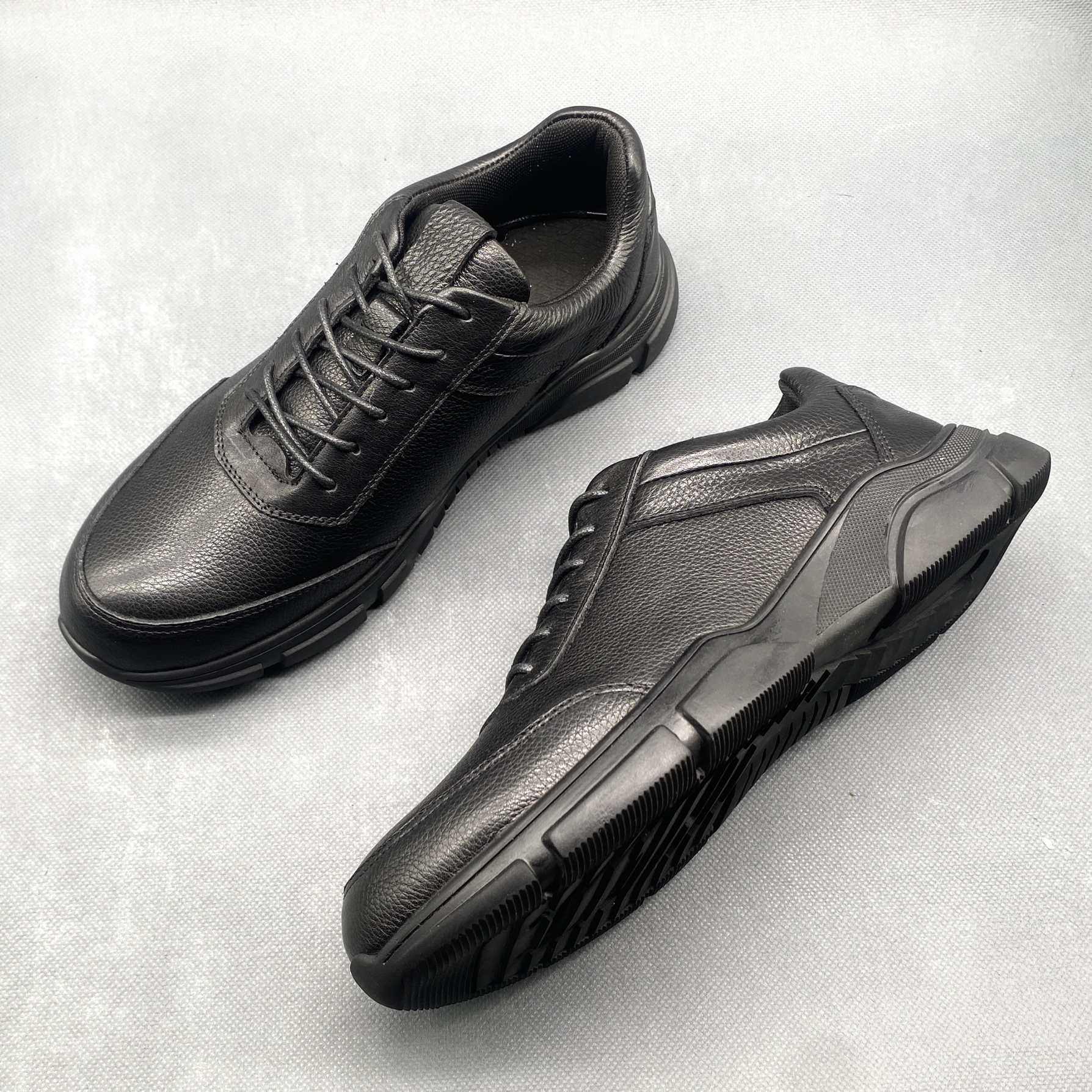 外贸男鞋休闲皮鞋男商务正装时尚年轻人英伦西装工作鞋结婚鞋