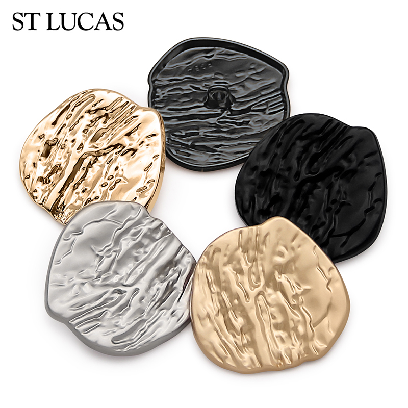 金属钮扣异形不规则毛衣外套