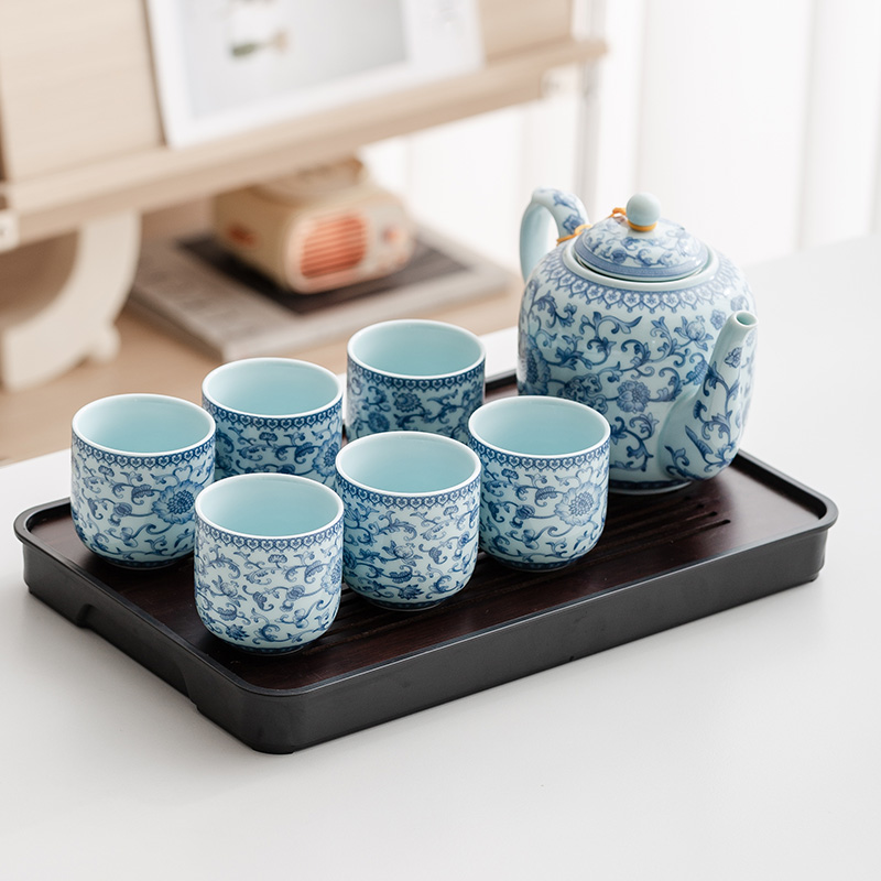 粉青青花缠枝莲茶具套装