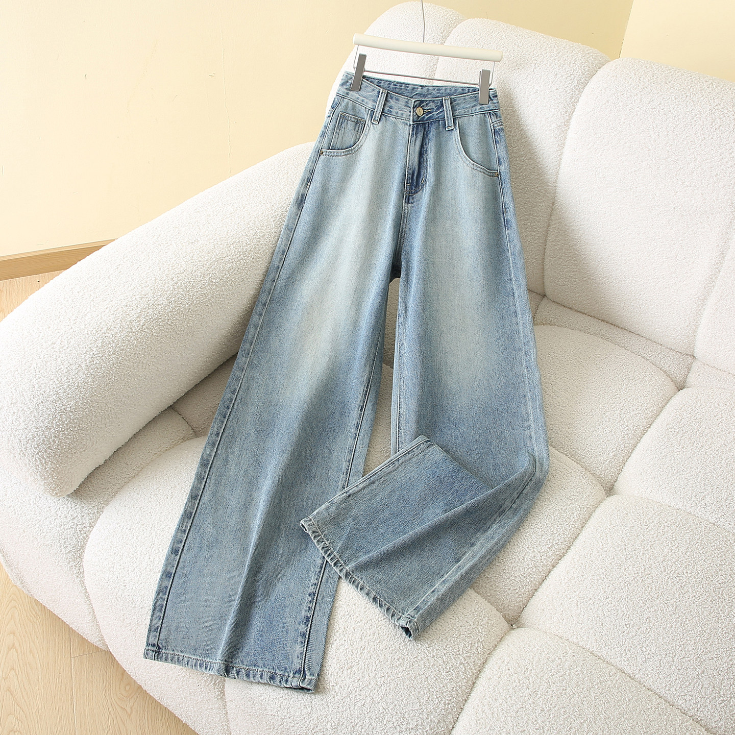 浅蓝色复古做旧高腰阔腿牛仔裤女春季新款辣妹宽松显瘦垂感直筒裤,女装/女士精品,牛仔裤,淘宝优惠券,粉丝福利购,淘宝优惠卷