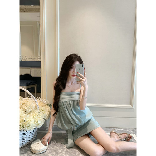 JustQin【索菲亚小姐】2026新纯欲吊带短裙性感收腰天丝连衣裙女