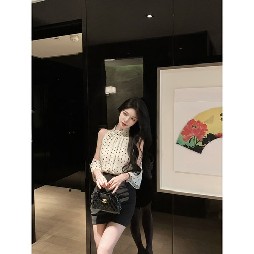 JustQin【波尔卡之梦】2026新夏装波点露肩衬衫显瘦雪纺衫上衣女