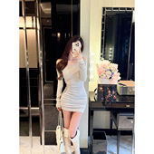 2025秋冬新款 JustQin 娇欲曲线 一字肩性感收腰蕾丝连衣裙女