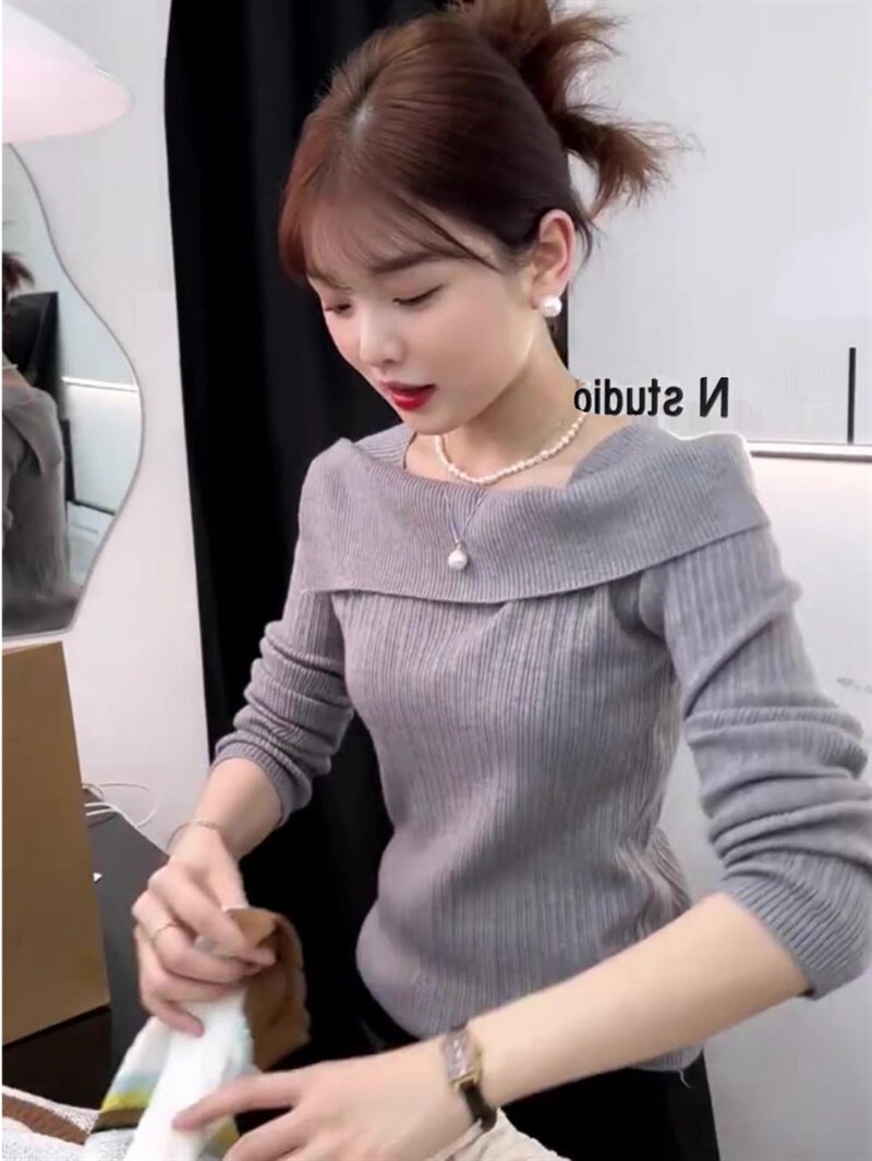 2025春秋新款灰色针织衫女独特别致绝美小衫修身短款气质法式毛衣