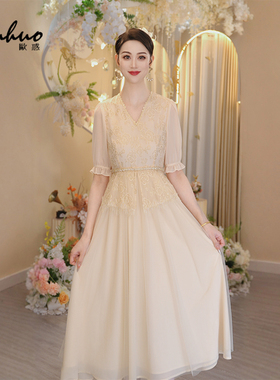 V领拼接夏季连衣裙女2025年新款短袖收腰温柔气质长裙OHDRI04129