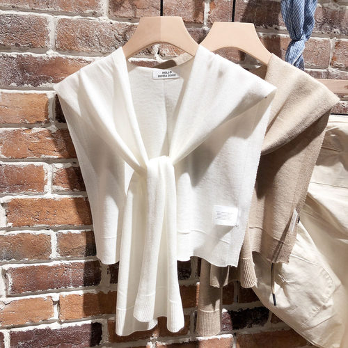 羊毛混纺纯色披肩外搭