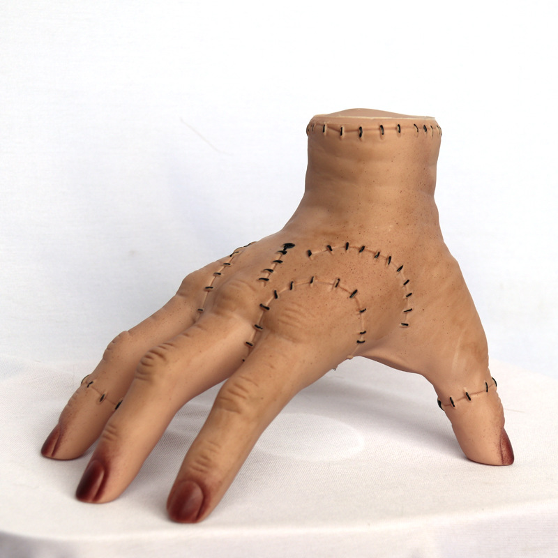 AbrokenhandscaryHalloween