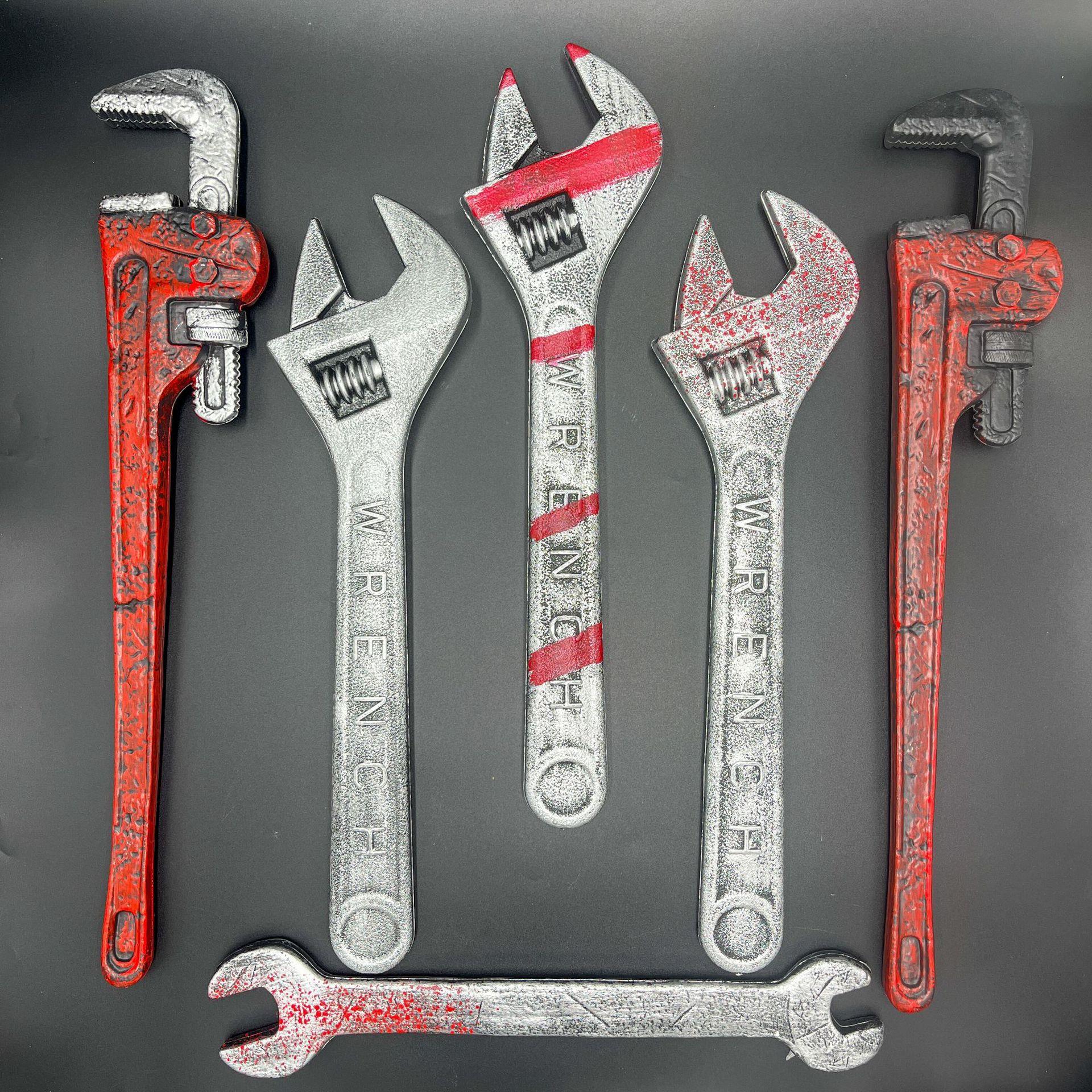 Halloween simulation wrench, pipe clamp, plastic prop玩具
