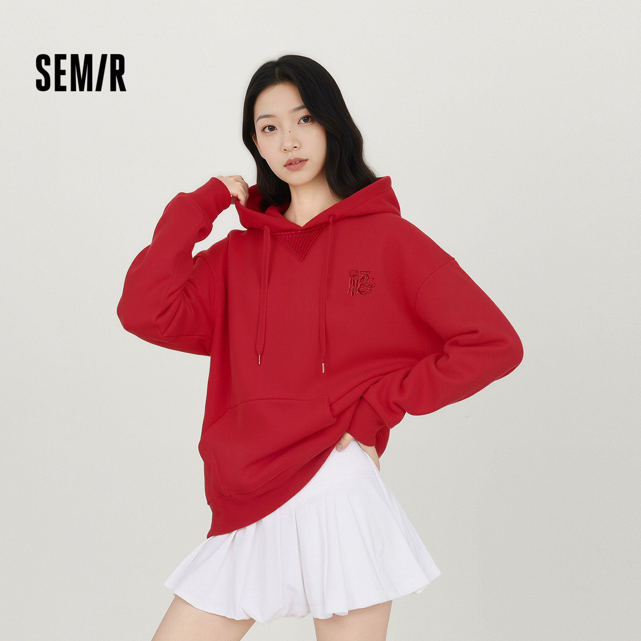 [商场同款]森马张仁华非遗联名卫衣女中长款春季红色绣花连帽上衣