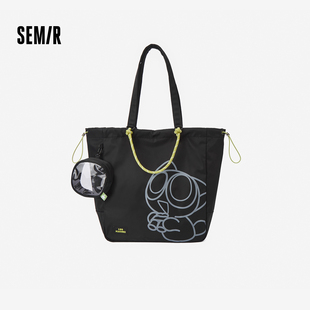 商场同款 校园通勤手提包 森马罗小黑单肩包男情侣托特包2026新款