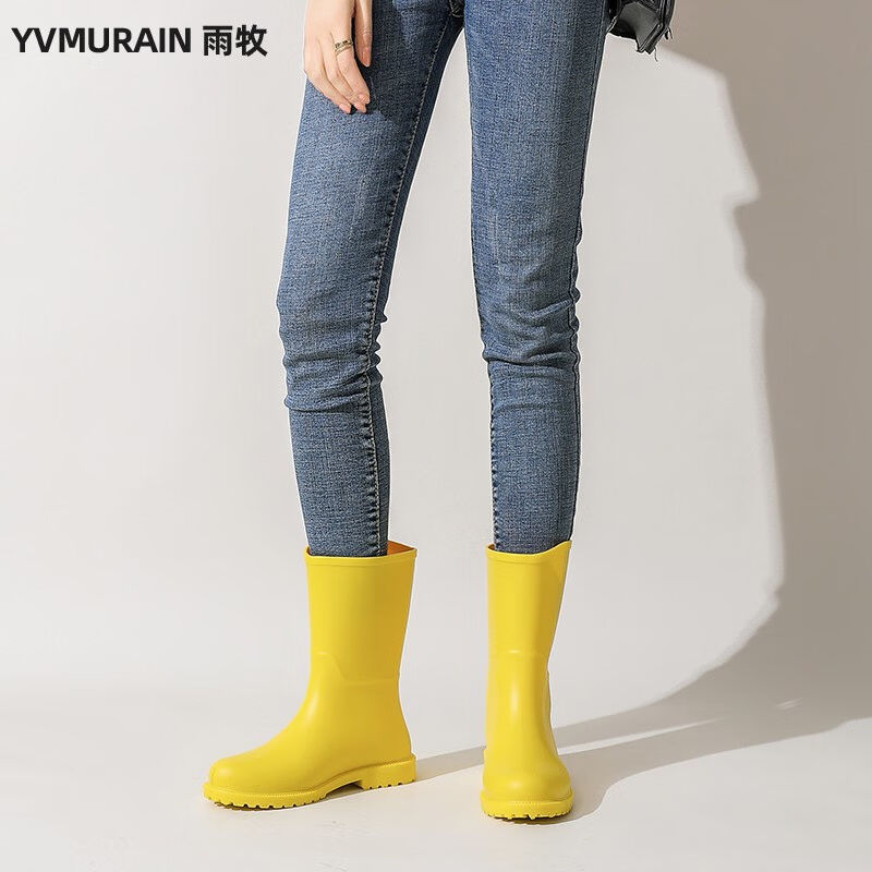雨牧经典款时尚中筒雨靴女式户外胶鞋防滑防水靴成人水鞋女雨鞋黄