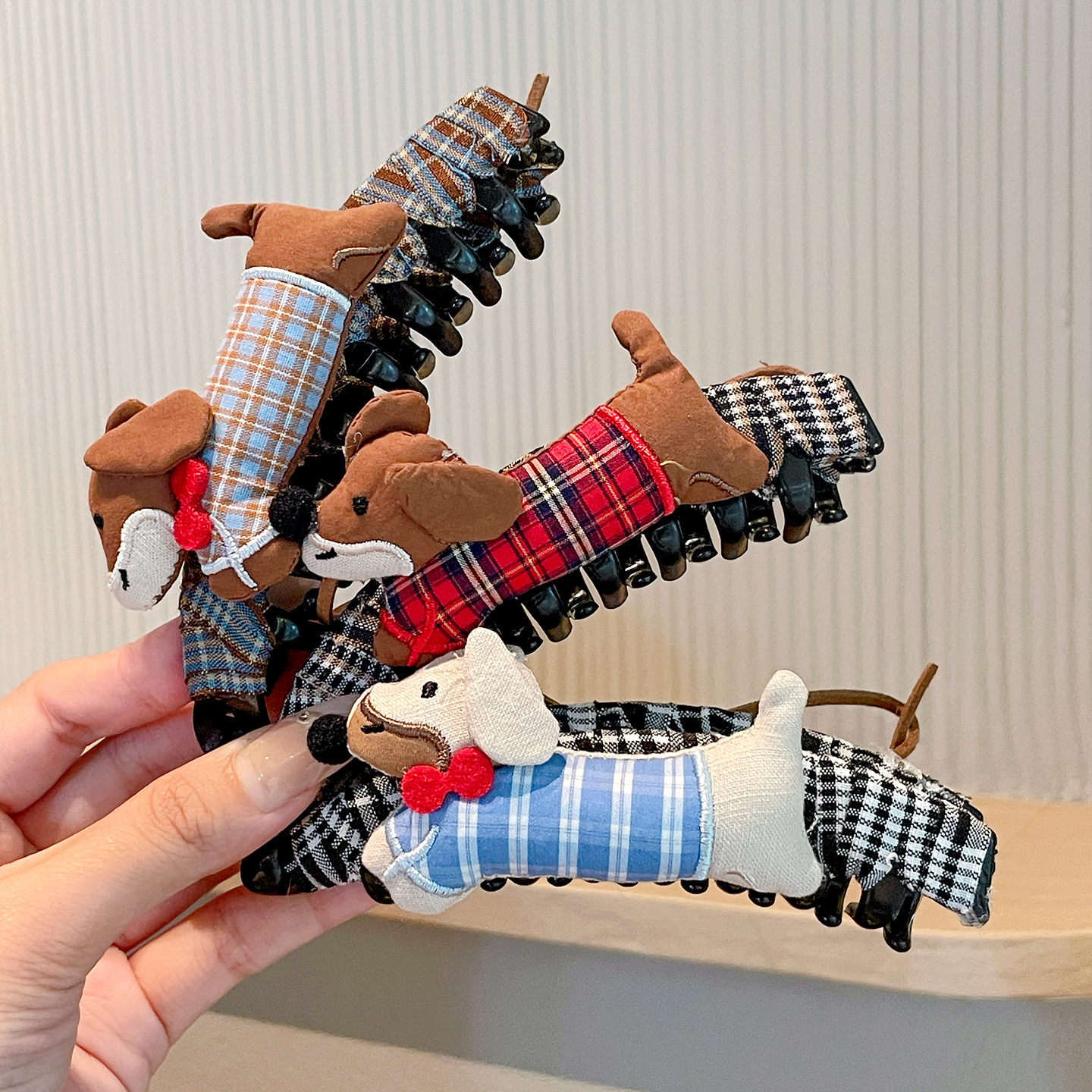 可爱格纹腊肠小狗发夹