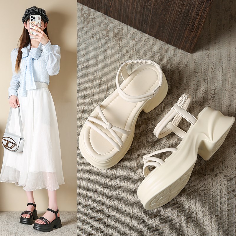 2025新厚底凉鞋女夏季外穿百搭显瘦舒适仙女风低跟小众高级防水台