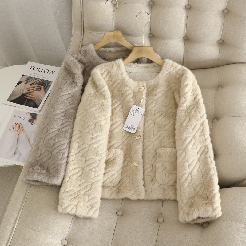 通勤短款毛毛短外套圆领