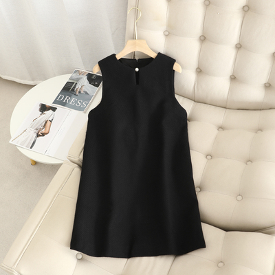 直筒裙纯色背心连衣裙