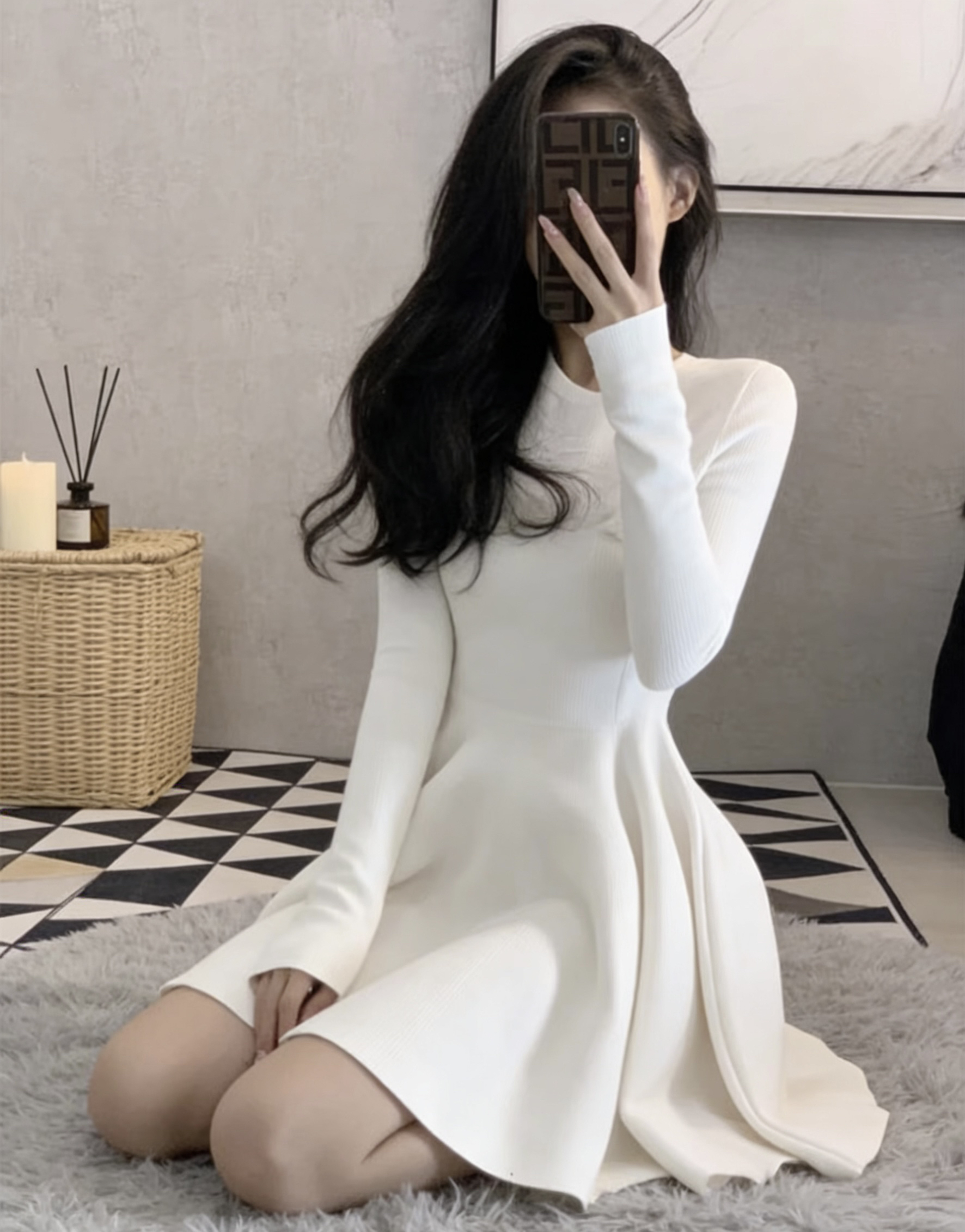 2025年秋冬新款巨好看的连衣裙女高级感白色针织内搭裙子打底毛衣