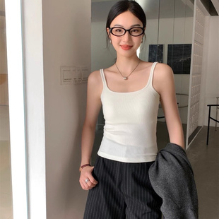 秋冬款磨毛螺纹小方领红色背心吊带内衣女自带胸垫内搭一体杯固定