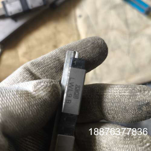 IKO LWLF42B LWL12B LWL9B 一共5个5议价