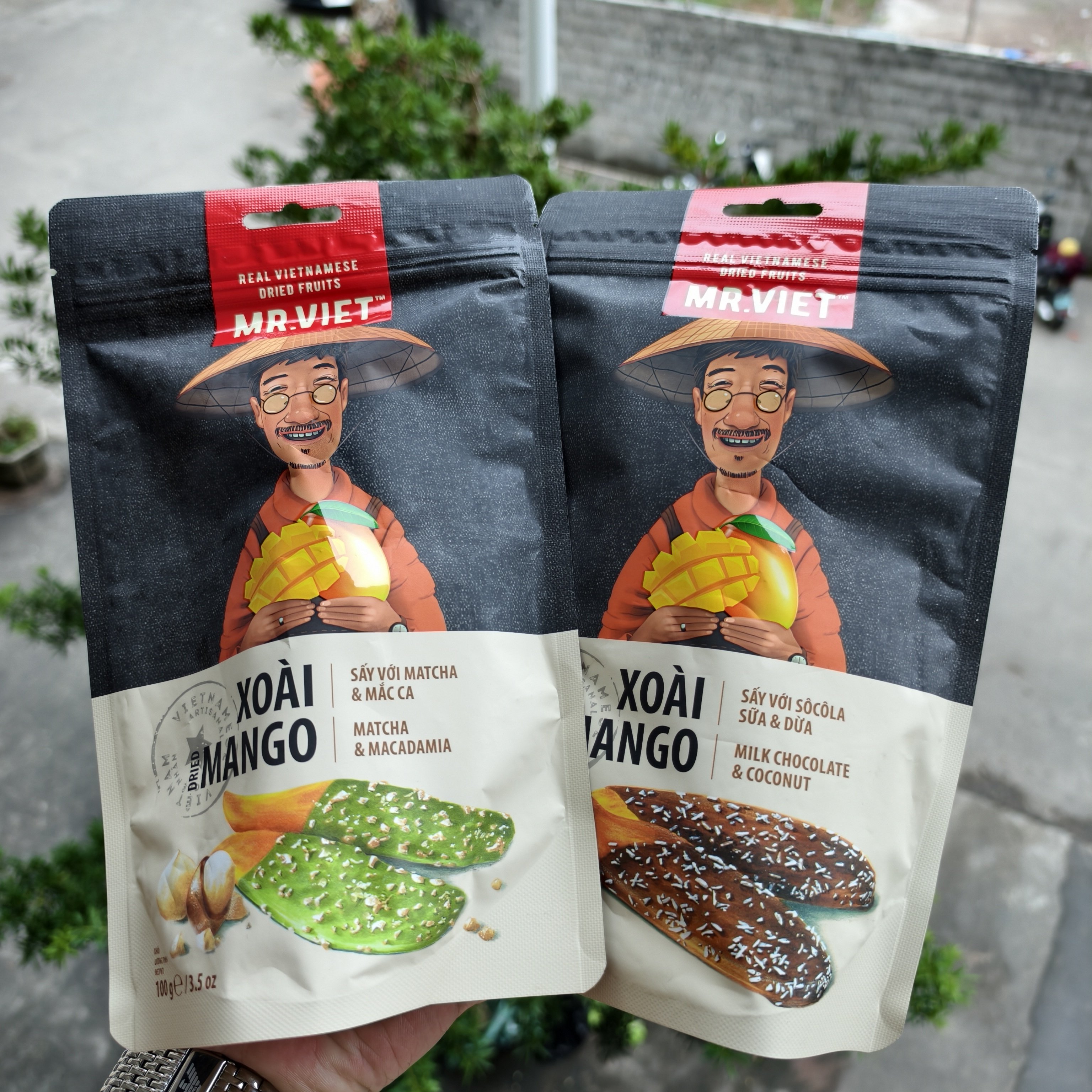 越南MR.VIET巧克力涂层芒果干椰香抹茶味下午点心休闲零食