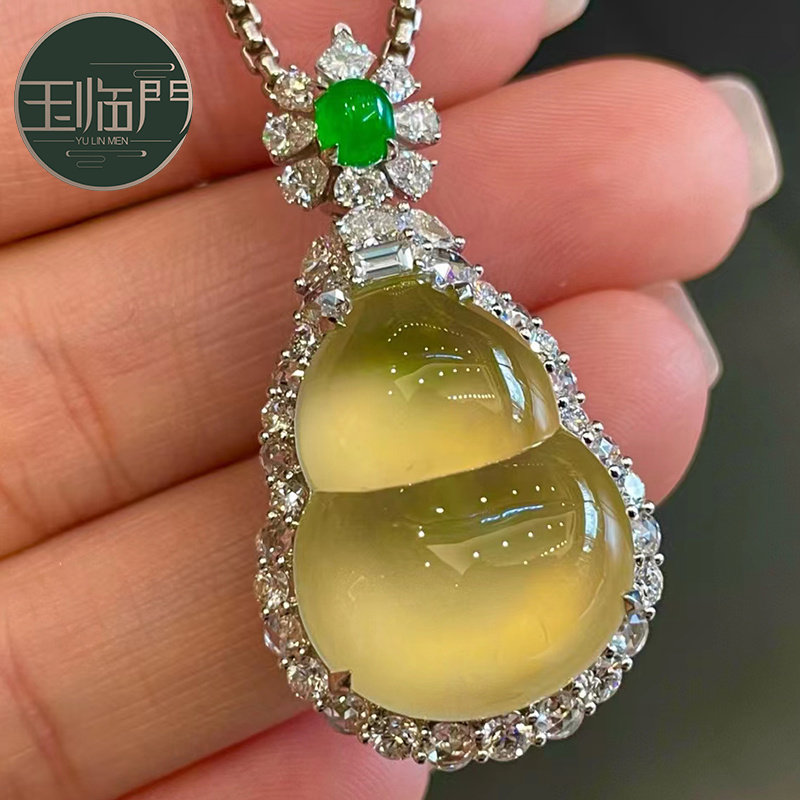 玉临门玻璃种黄翡翠葫芦吊坠女18k金镶嵌伴钻石奢华矜贵饱满圆润