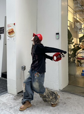 帅攻一绝！ 超绝设计感重工双裤腿做旧拼接潮搭新款牛仔裤