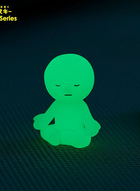 角落君SMISKI瑜伽系列荧光盲盒摆件潮玩夜光呆萌日本盲盒角落精灵