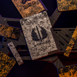 挺进者 纯银箔锻造碳纤维碳银刀卡 士气章魔术贴 EDC工具卡