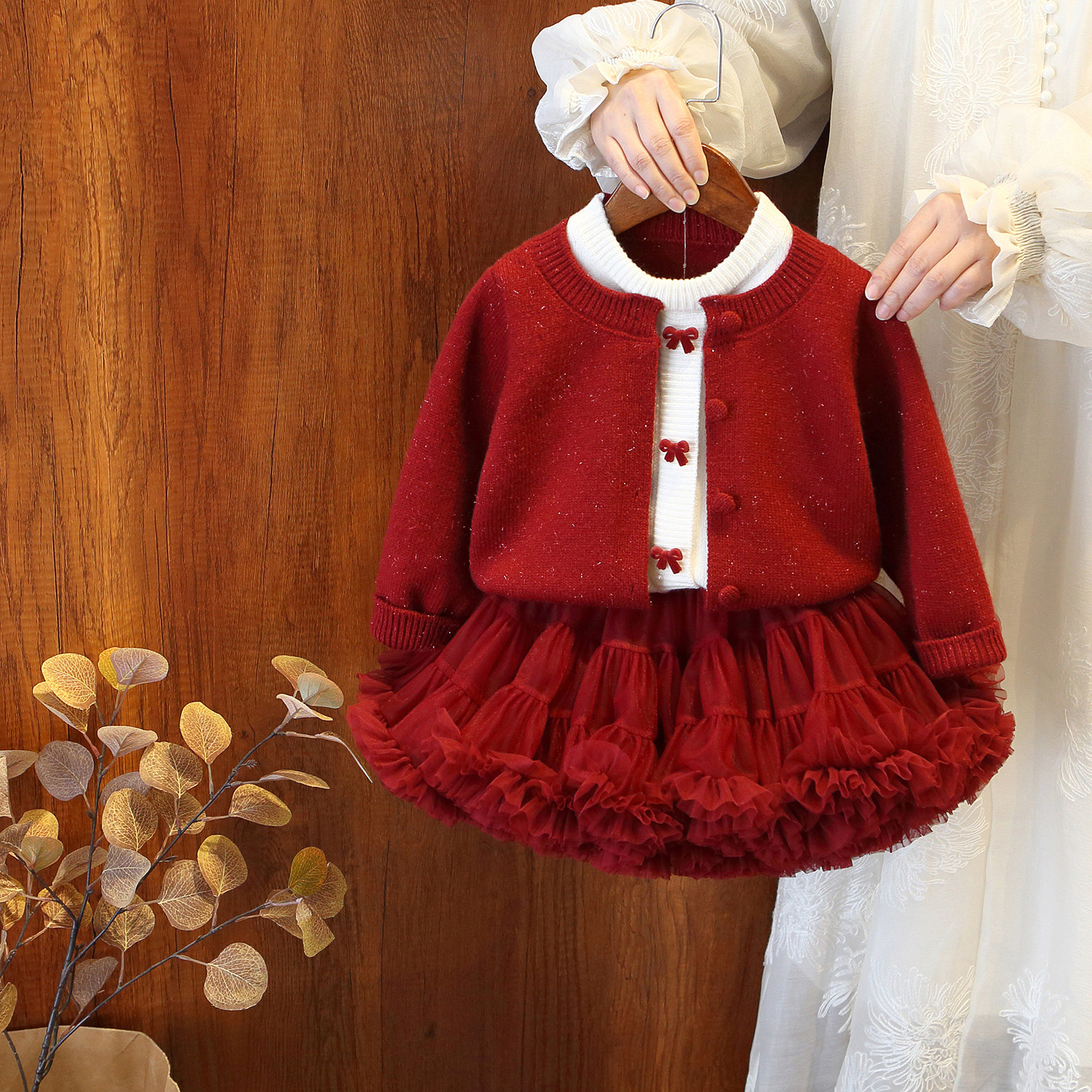 女童2025冬季新款加绒加厚假两件毛衣开衫蓬蓬裙套装新年洋气红色