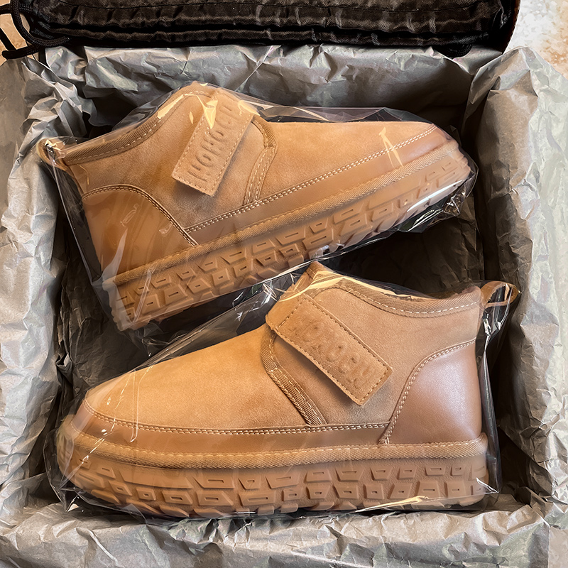 男士雪地靴冬季加绒加厚魔术贴2025新款羊皮毛一体东北防寒棉鞋女