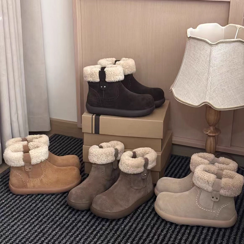 正品内增高中筒靴女冬季2025新款羊皮毛一体保暖鞋加绒雪地棉靴
