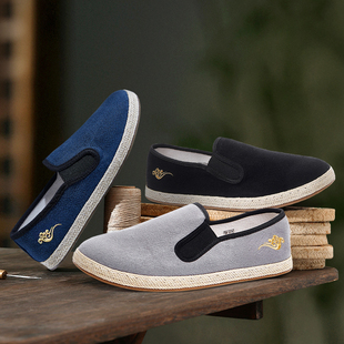 布语堂手工缝制中国风刺绣老北京布鞋新款防水底中老年一脚蹬单鞋