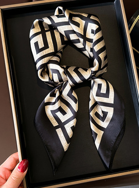 黑色格子小方巾丝巾女春秋夏季职业搭配衬衫护颈围脖子薄纱巾围巾