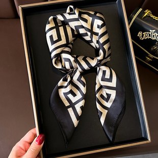 黑色格子小方巾丝巾女春秋夏季职业搭配衬衫护颈围脖子薄纱巾围巾