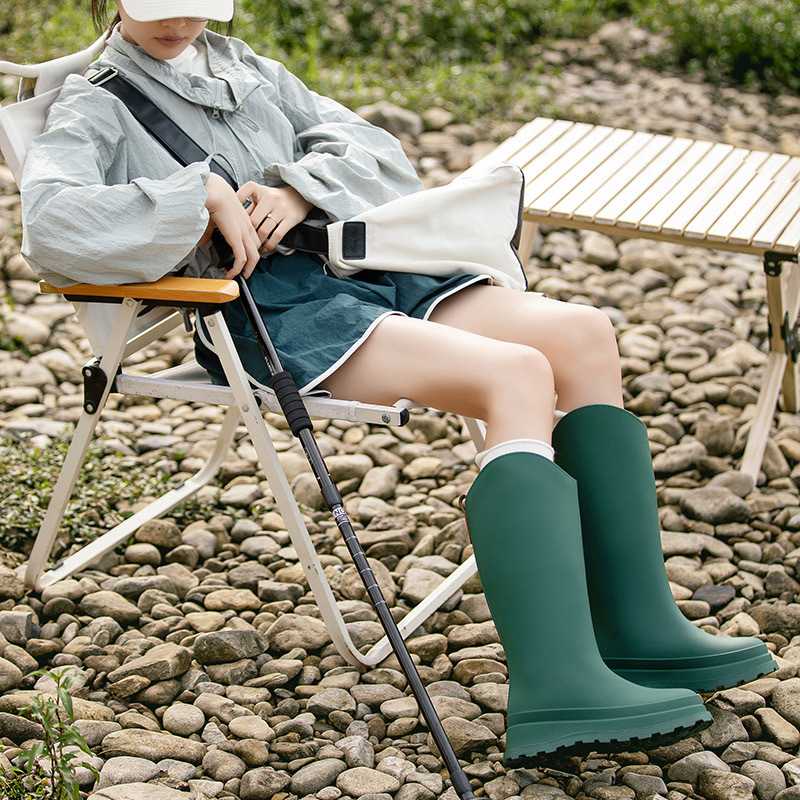 新款直销雨鞋女时尚冬外穿水鞋成人加绒高筒雨靴防水防滑新款胶鞋
