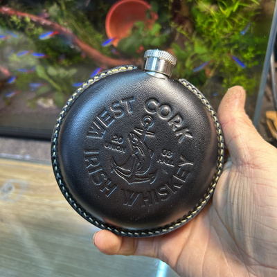 手工缝线植鞣皮复古不锈钢酒壶