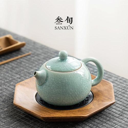 叁旬汝瓷冰花釉西施茶壶
