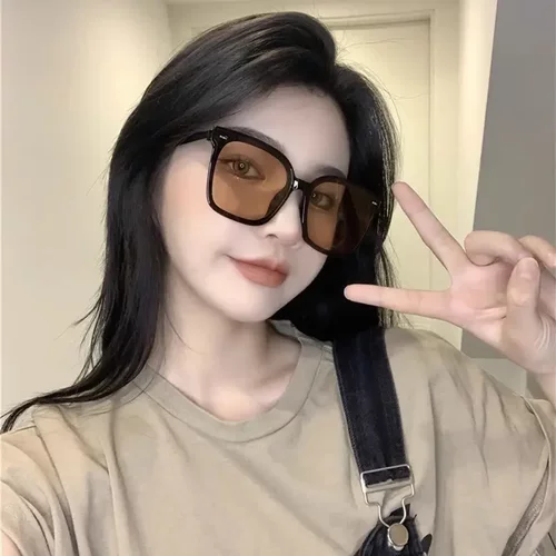 复古大黑框茶色方形显脸小太阳眼镜网红女高级感ins圆脸韩版墨镜