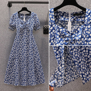 RY1845#大码夏复古法式胖妹妹碎花泡泡袖显瘦裙子方领开叉连衣裙