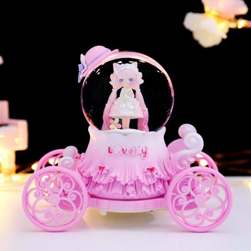 新款直销梦幻少女洛丽塔女孩马车灯飘雪音乐彩灯水晶球音乐盒儿童