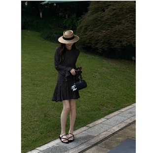 女波点斜裁显瘦荷叶边法式 夏季 赫本连衣裙 波点狂想 芝芝