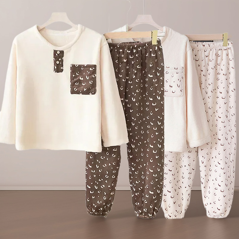 萌趣豆秋冬季男童珊瑚绒睡衣套装