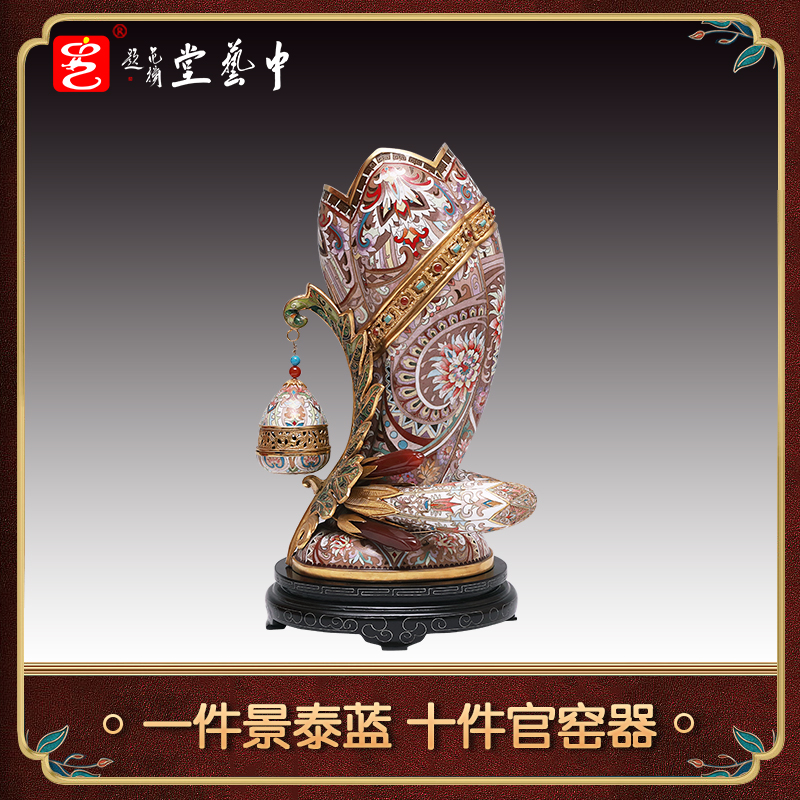 中艺堂张同禄大师特色花插景泰蓝