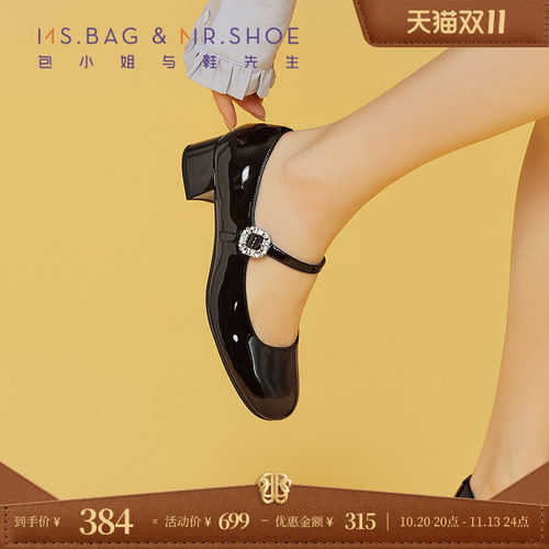 呈现锐利镜面，柔韧防水且色彩饱和度高