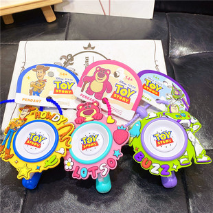 正版 玩具总动员草莓熊胡迪动漫音乐喇叭钥匙扣挂件情侣包包小挂饰