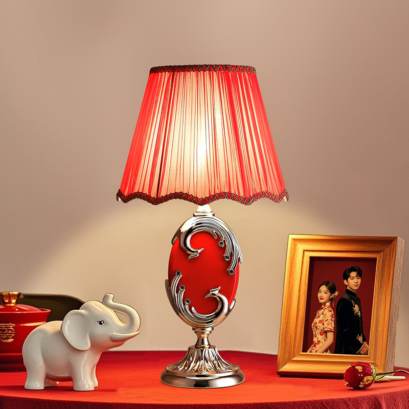 卧室床头灯新婚房红色台灯结婚庆创意浪漫喜庆新娘陪嫁长明灯一对