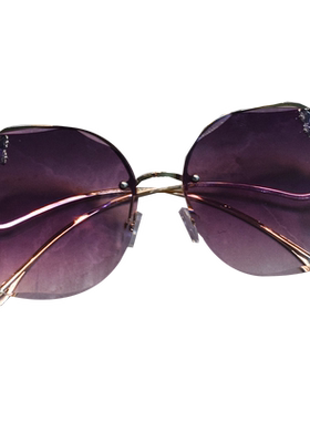 琪妍2021新款镶钻渐变女太阳镜