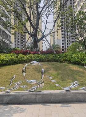 不锈钢抽象叠加多层小鱼摆件
