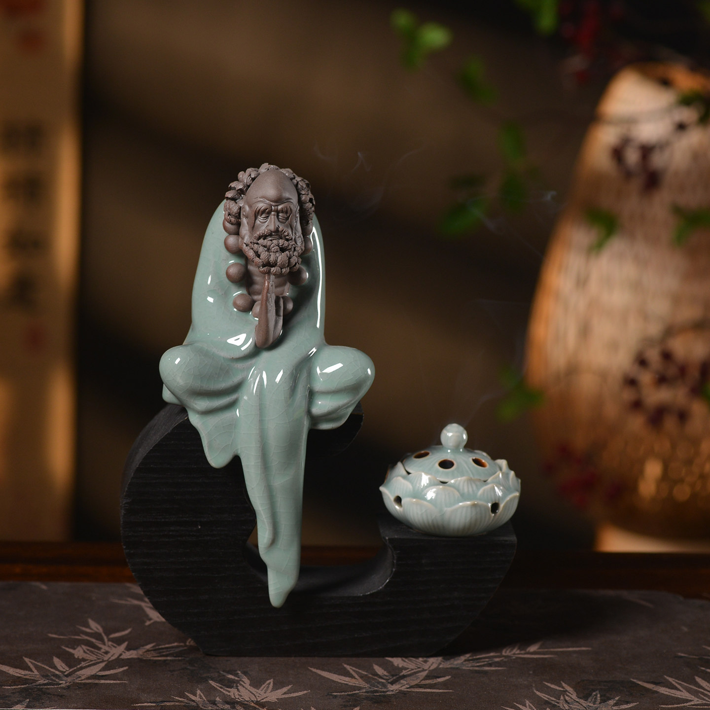 禅意陶瓷小沙弥香炉线香插茶室