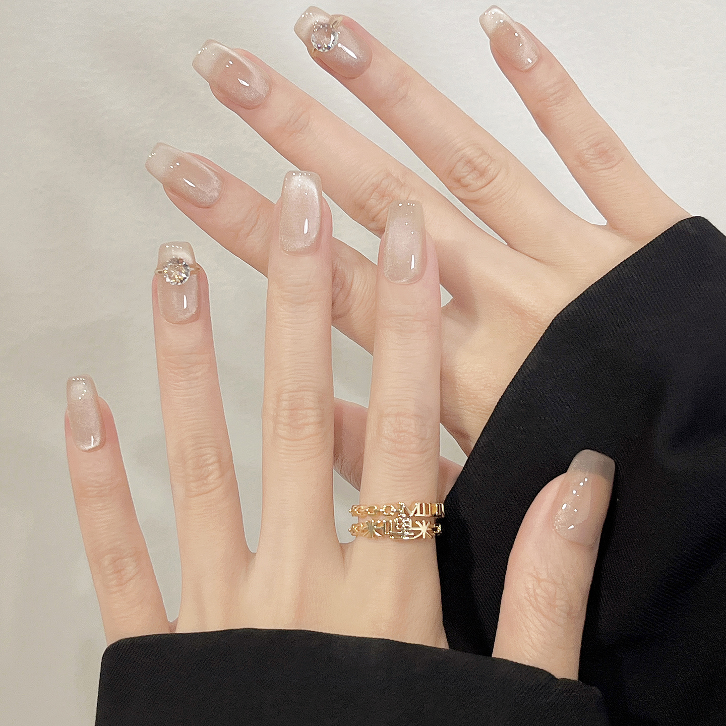 MILIMI纯欲简约裸色猫眼闪钻美甲